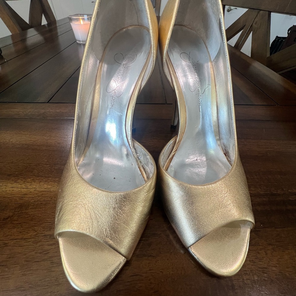 Jessica Simpson Gold Heels for a Chic Statement